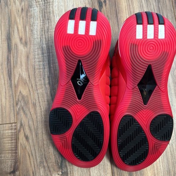 James harden volume 7 red shoes new with tags NO BOX. These are over $200 stockx - Picture 4 of 4